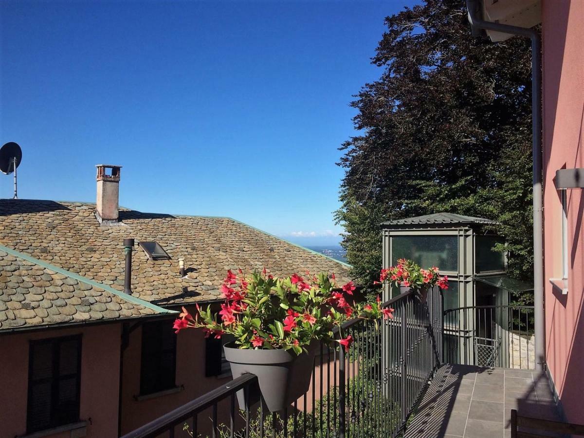 Casa Vacanze Como Brunate Exteriör bild